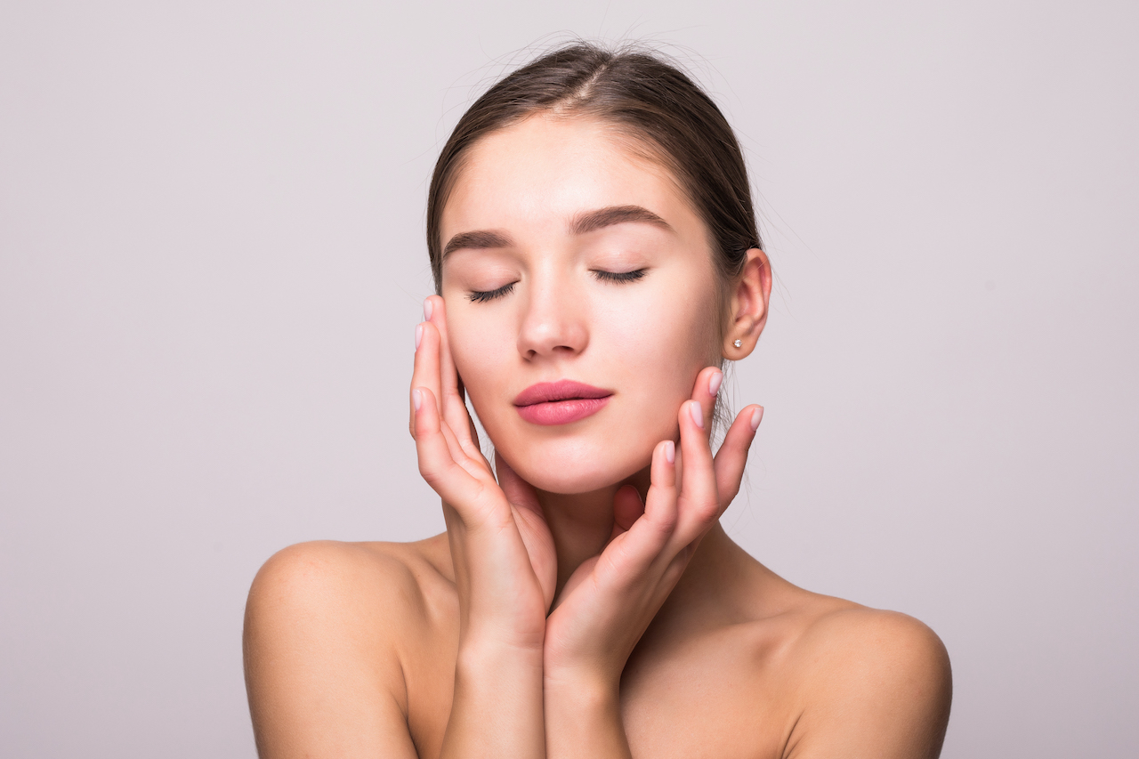 Tak Perlu Skincare, Ini Cara Agar Kulitmu Sehat!