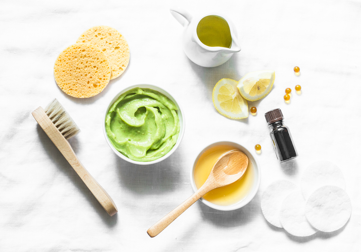 3 DIY Facial Berbahan Alami Ramah Microbiome untuk Atasi Jerawat
