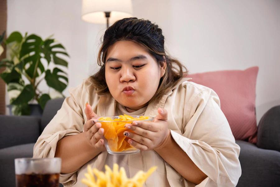 Hati-Hati, Obesitas Memengaruhi Kondisi Kulit Wajah Kamu, Lho!