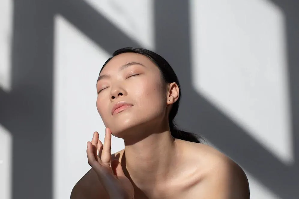 Apa Itu Skin Fasting dan Pengaruhnya untuk Microbiome Kulit